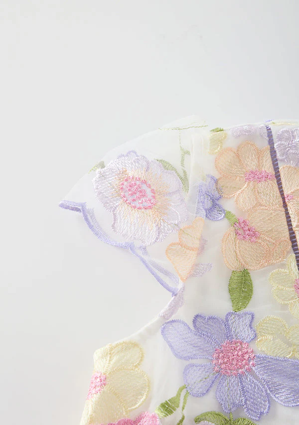 Amara embroidered dress - Image 4